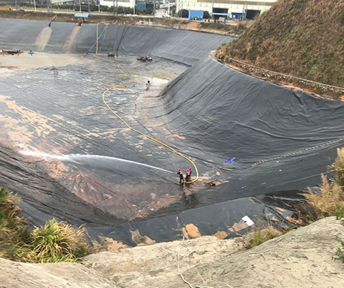 封丘废水池清理