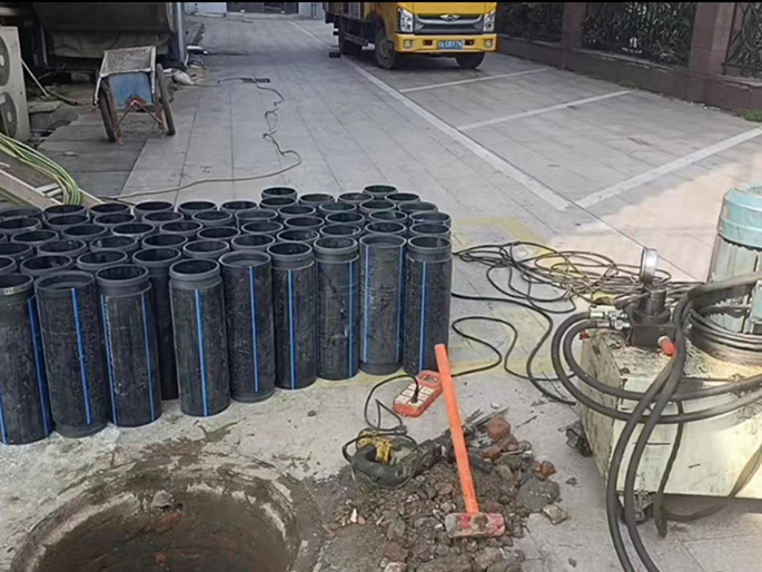 封丘PE置换管厂家 DN315置换管 非开挖管短管置换